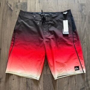 Quicksilver bathing  suit size 34 brand new with tags